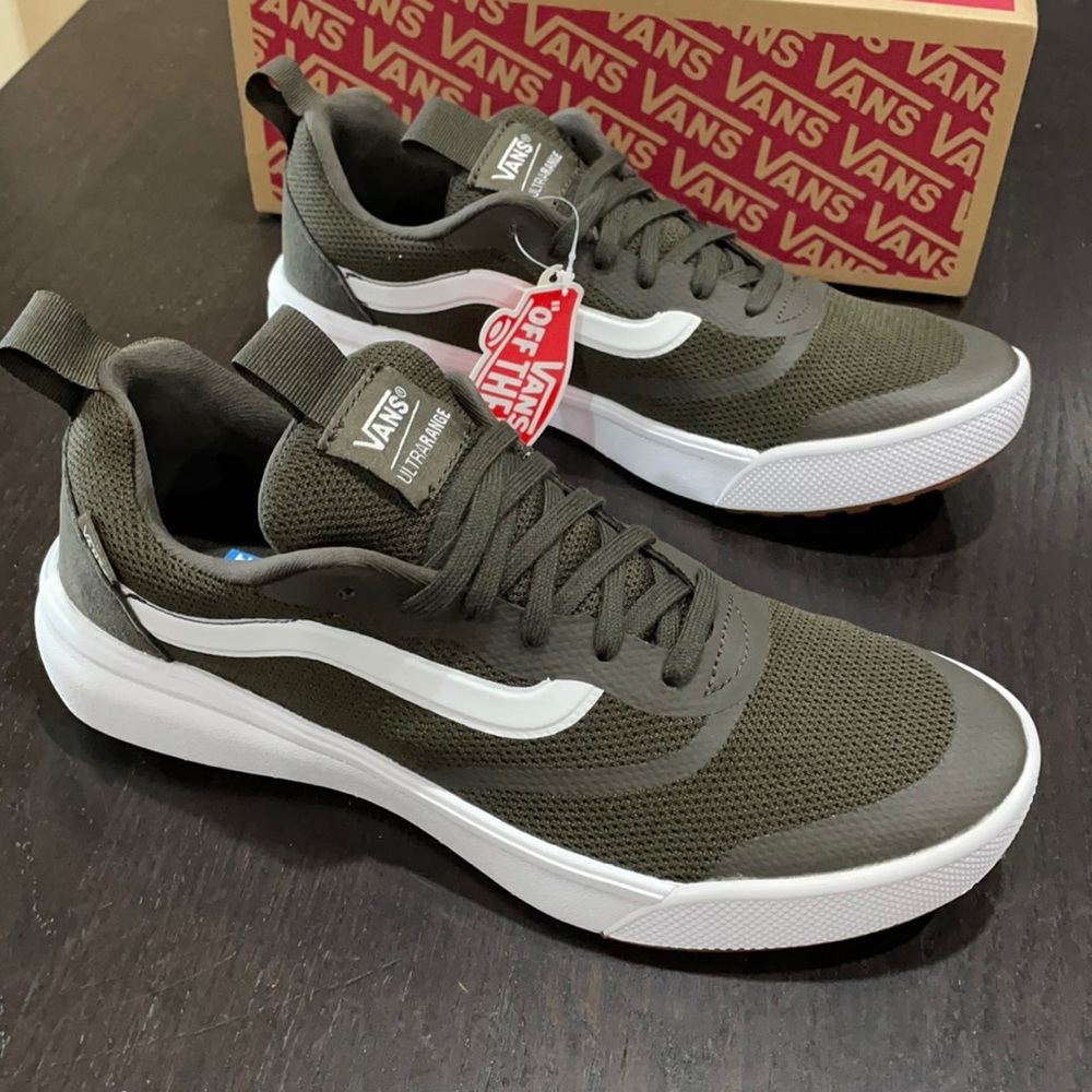Vans UltraRange Rapidweld Black Olive